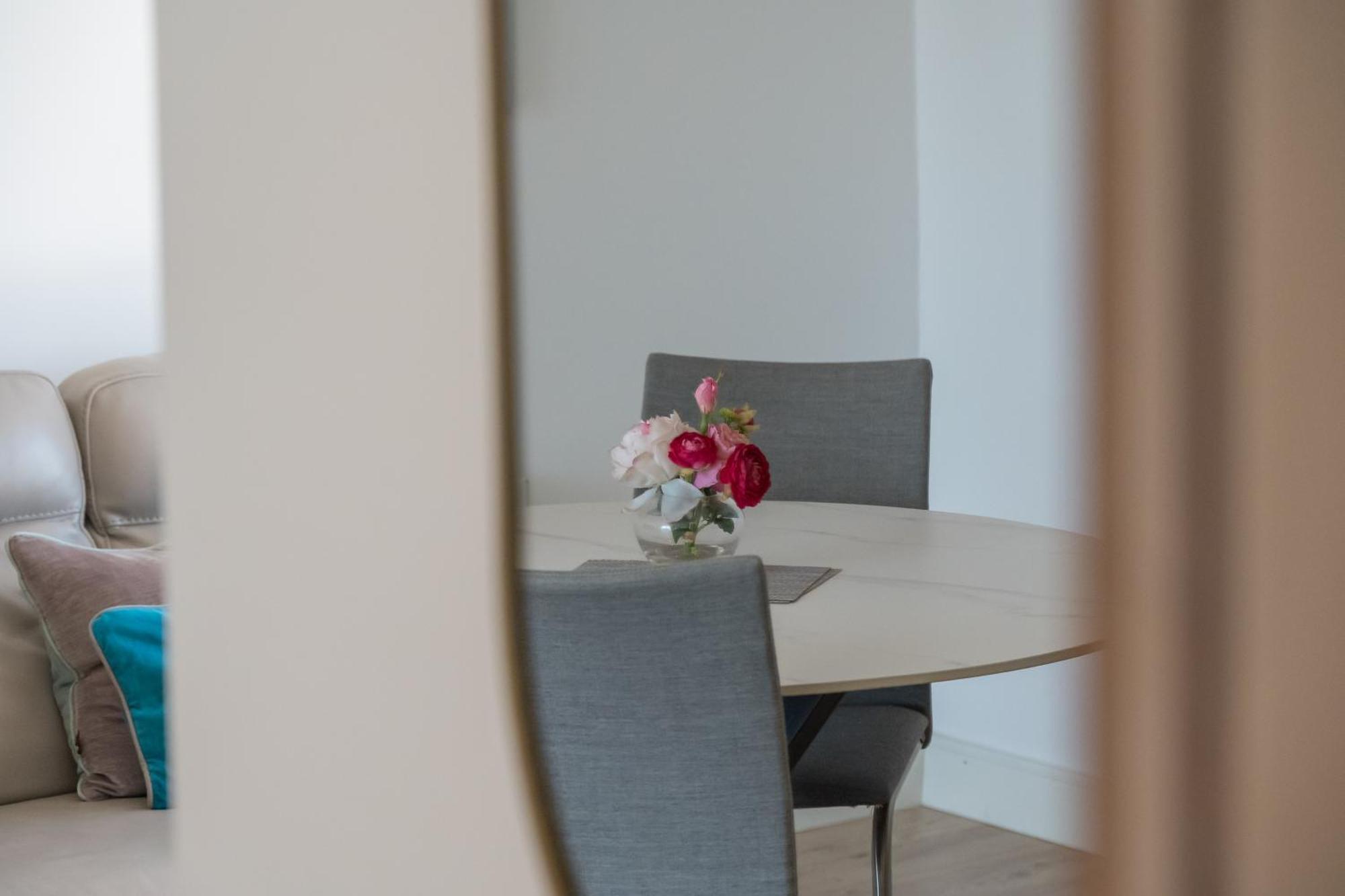 Central Belfast Apartments, Victoria Place Екстер'єр фото